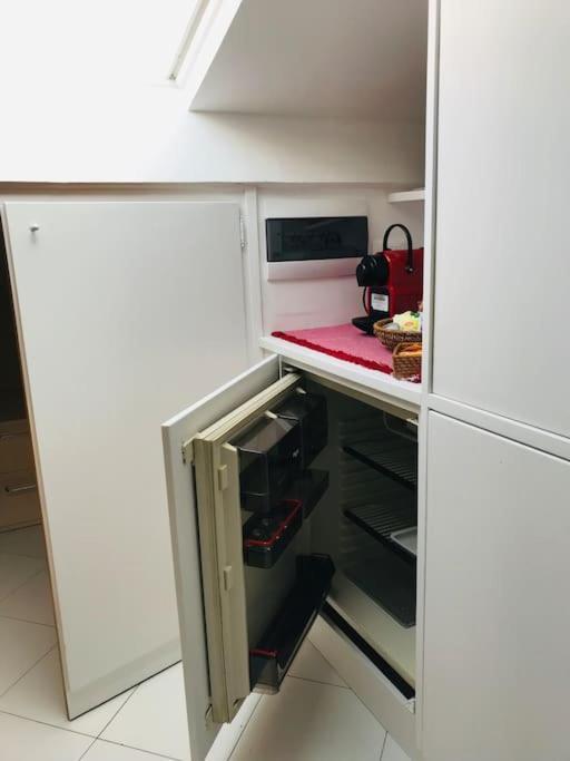 “Studio' Del Mare” Nel Pieno Centro Di 圣雷默 外观 照片
